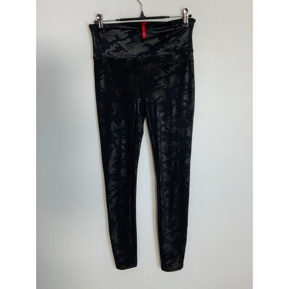 Spanx Camo Leggings size medium‎